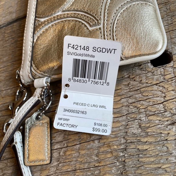 NWT Coach Pieced C Studded Gallery Tote and Wristlet - Picture 14 of 14